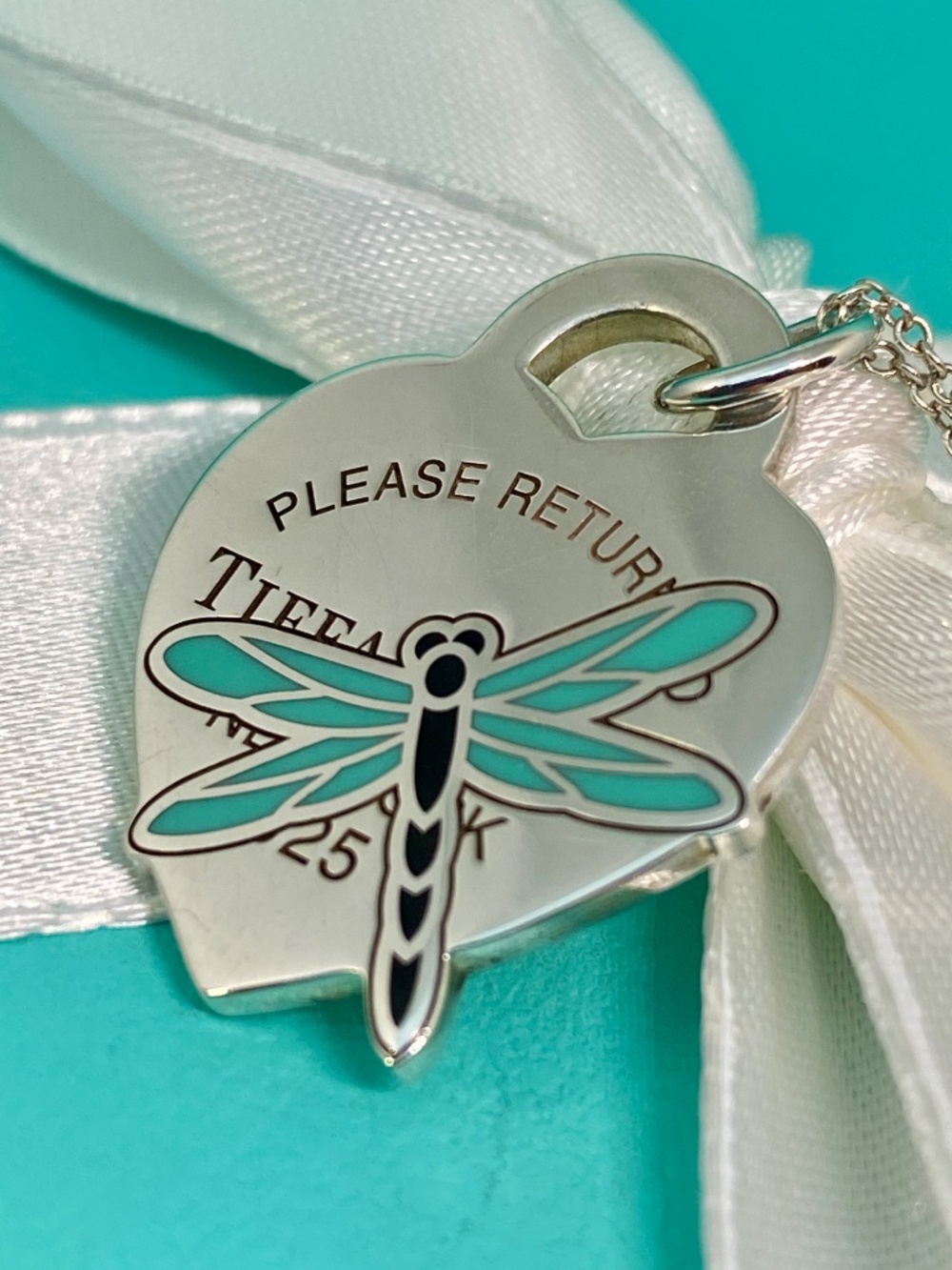 RARE Tiffany & Co. Dragonfly Enamel Heart Tag Pendant Necklace Sterling 925 - Picture 5 of 9